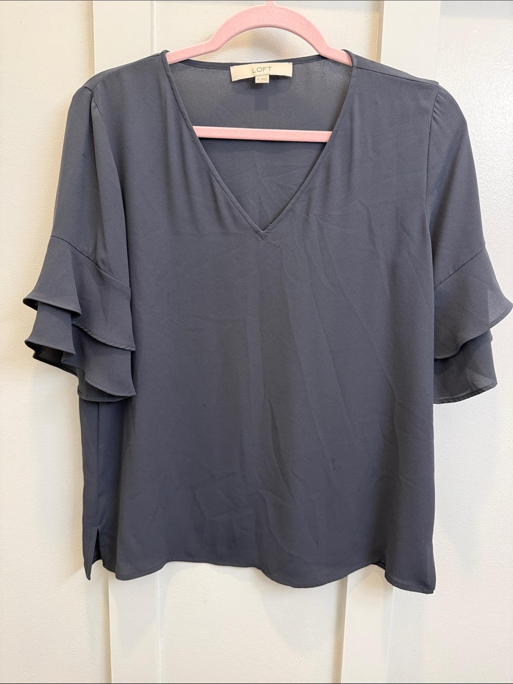 LOFT Slate V-Neck Ruffle Sleeve Top